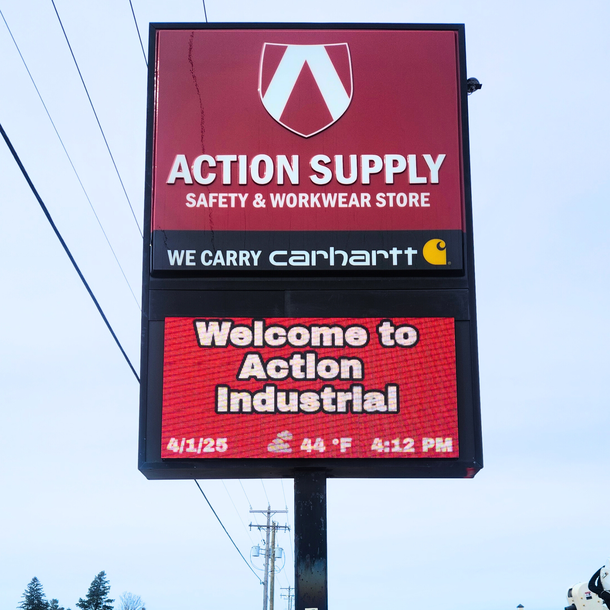 LED signage increasing visibility